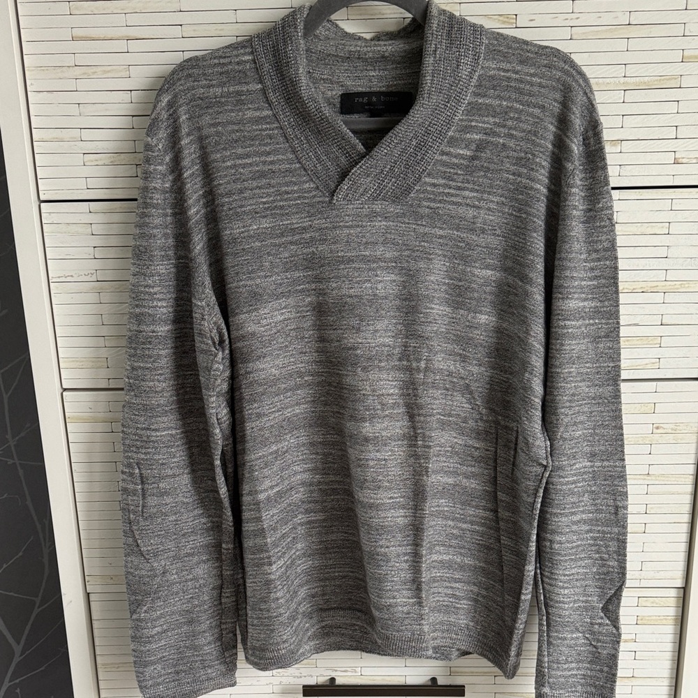 rag & bone V-Neck Gray Sweater